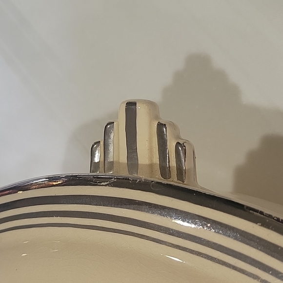 RARE 1920s Leigh Ware Ultra-Shaped Astoria Casserole Dish - Picture 3 of 16